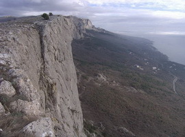 Кастропольская стена