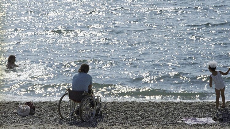 Севастопольские пляжи станут доступными для инвалидов